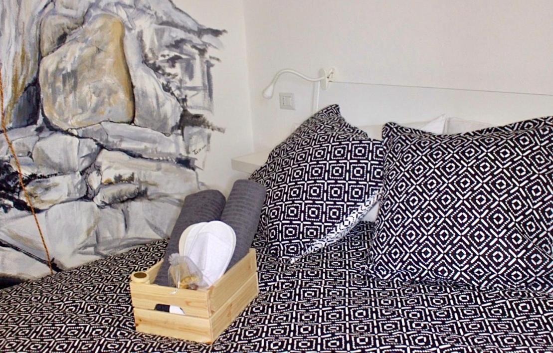 Bedandclimbing Hotell Baunei Exteriör bild